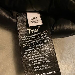 The Super Puff™ Mitten